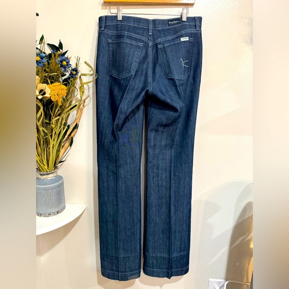 David Kahn Jeanswear USA Blue Denim Low Rise zipper and Button Closure Size 29 - Picture 2 of 10
